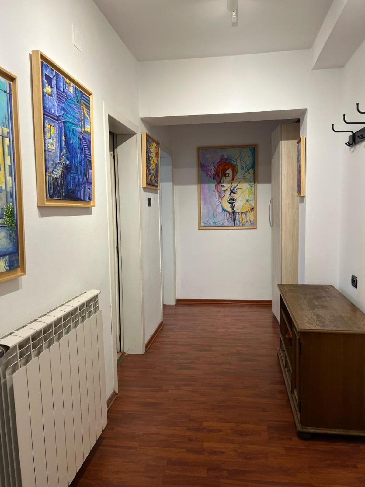 Hoja Appartement Tirana